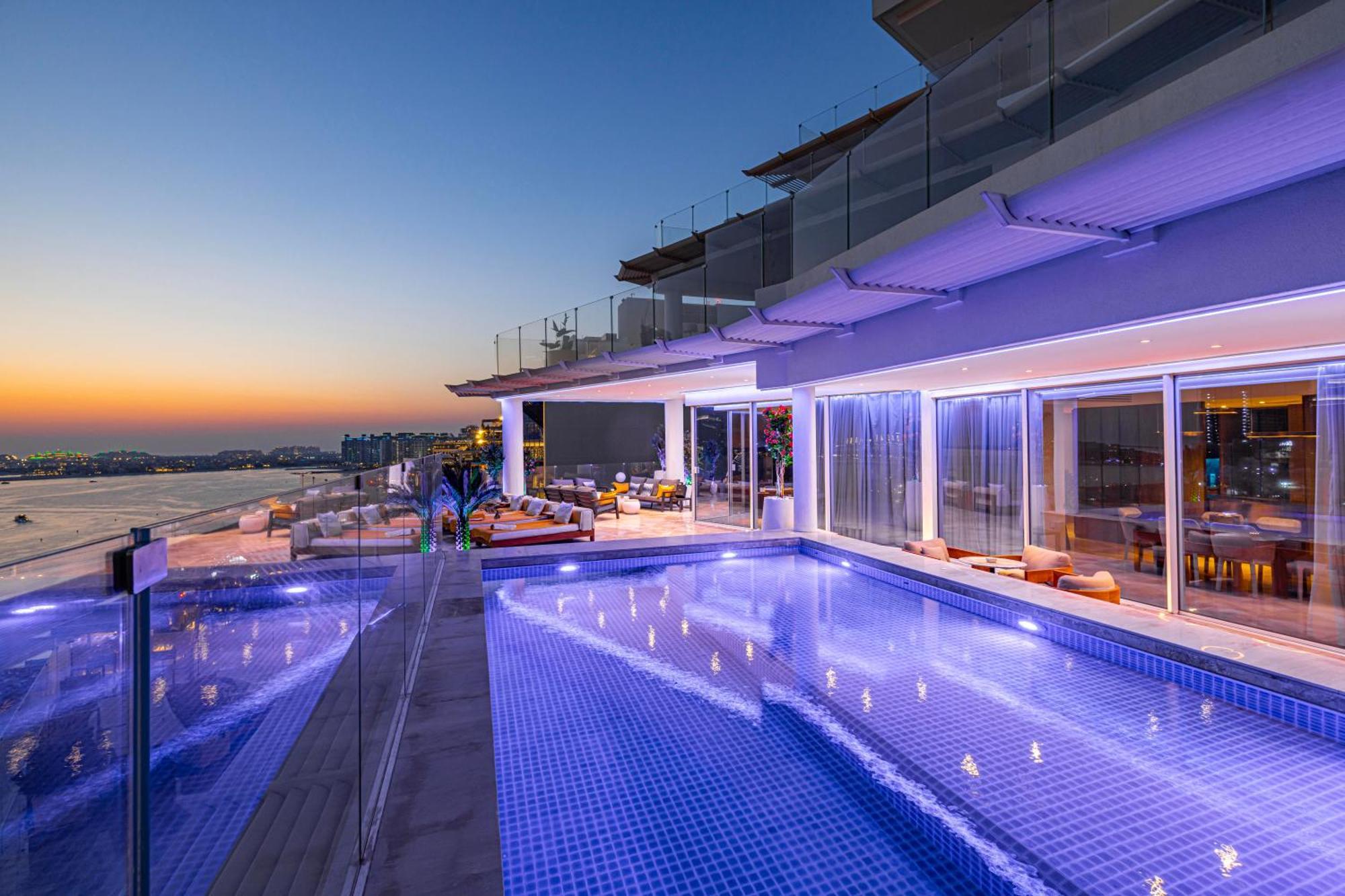 Апартаменти Five Palm Jumeirah 2br Luxury Penthouse , Full Marina View With Private Pool